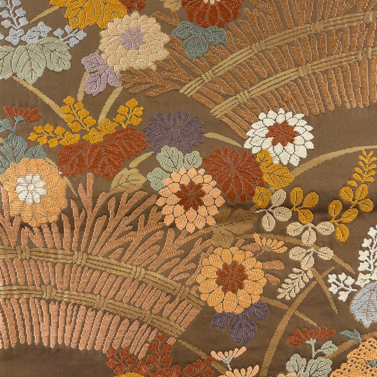 正絹　唐織　袋帯　菊尽くし　六通 袋帯 秀品 関西仕立て 花唐草 鳥 唐織 箔 鶯色 六通 正絹 中古