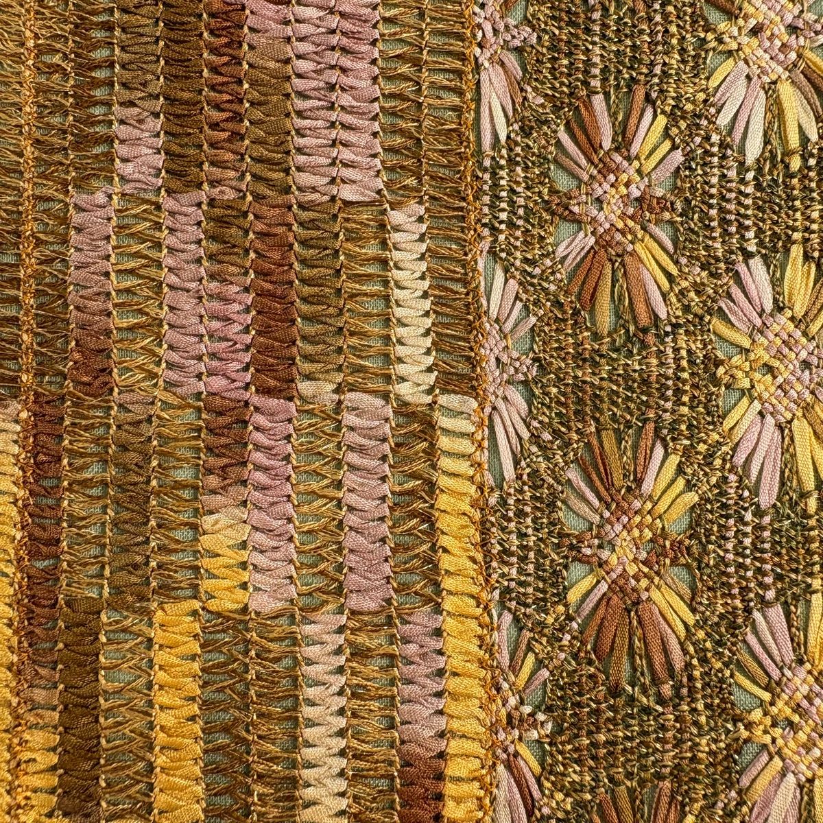 美品】 袋帯 秀品 やまと 幾何学 金糸 茶緑色 全通 正絹 【中古