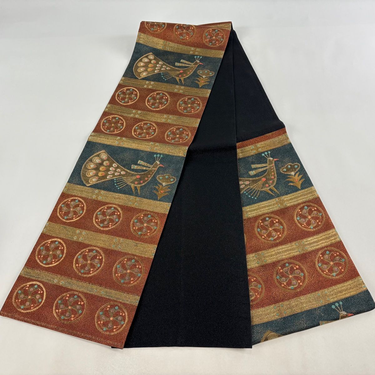 美品】 袋帯 秀品 関西仕立て 孔雀 草花 金銀糸 箔 赤茶 六通 正絹