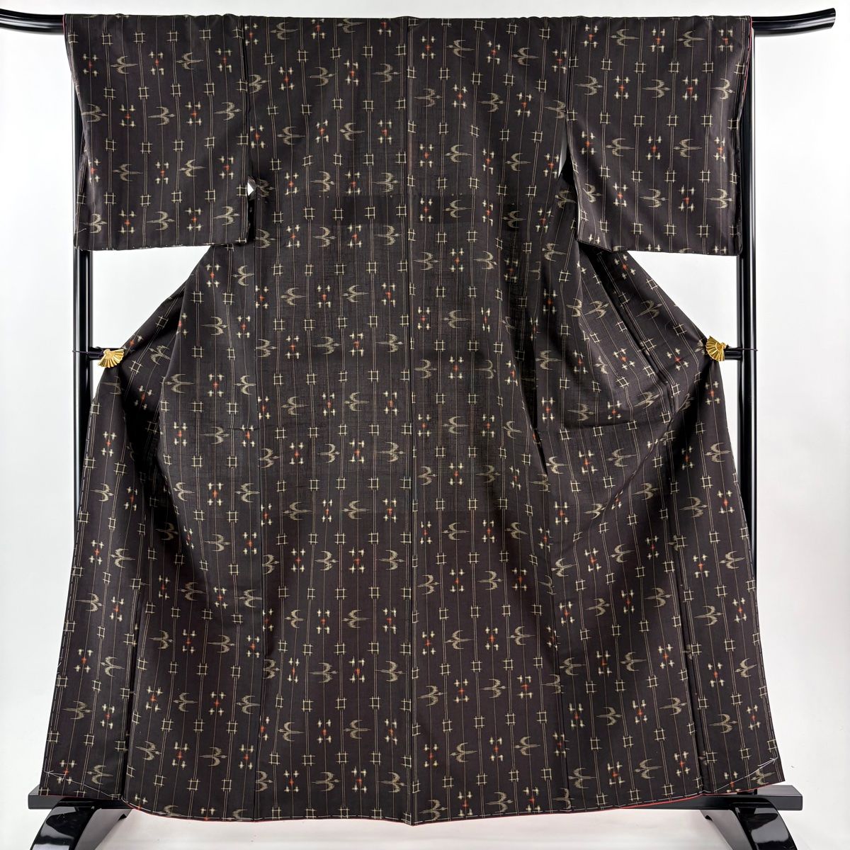  紬 身丈162 cm 裄丈67.5 L 袷 袋帯セット 燕 絣柄 墨色 正絹 紬 着物