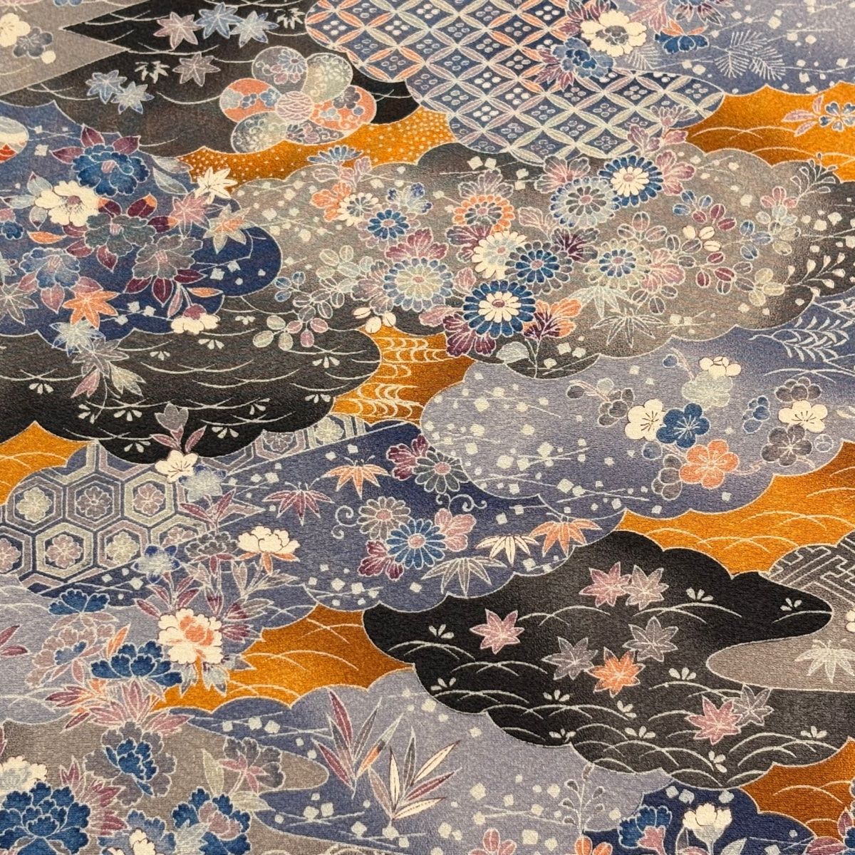 反物 秀品 小紋 落款有 雲文 草花 青紫 正絹