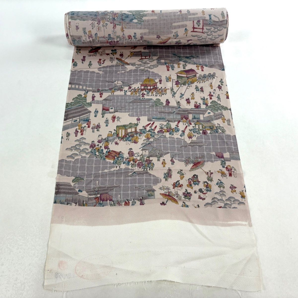 反物 秀品 小紋 雲文 人物 金彩 薄小豆 正絹