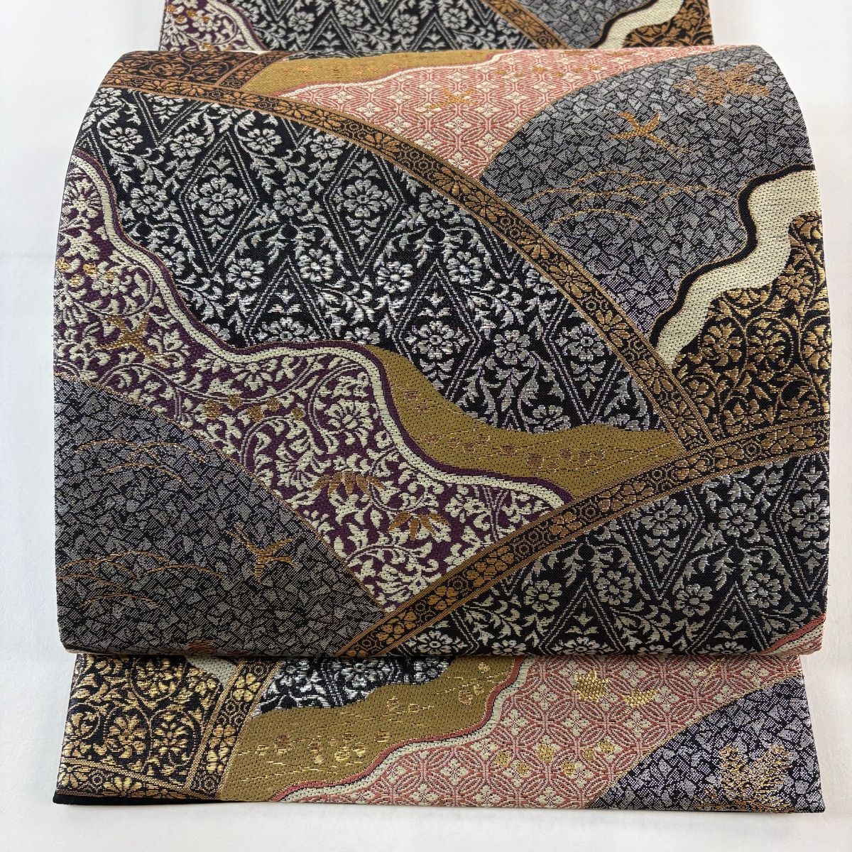 美品】 袋帯 秀品 草花 鳥 箔 刺繍 黒 六通 正絹 【中古】 - メルカリ