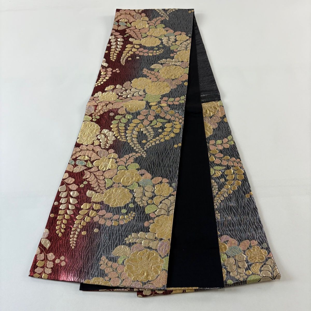 美品】 袋帯 秀品 辻が花 金銀糸 箔 茜色 六通 正絹 【中古】 - メルカリ