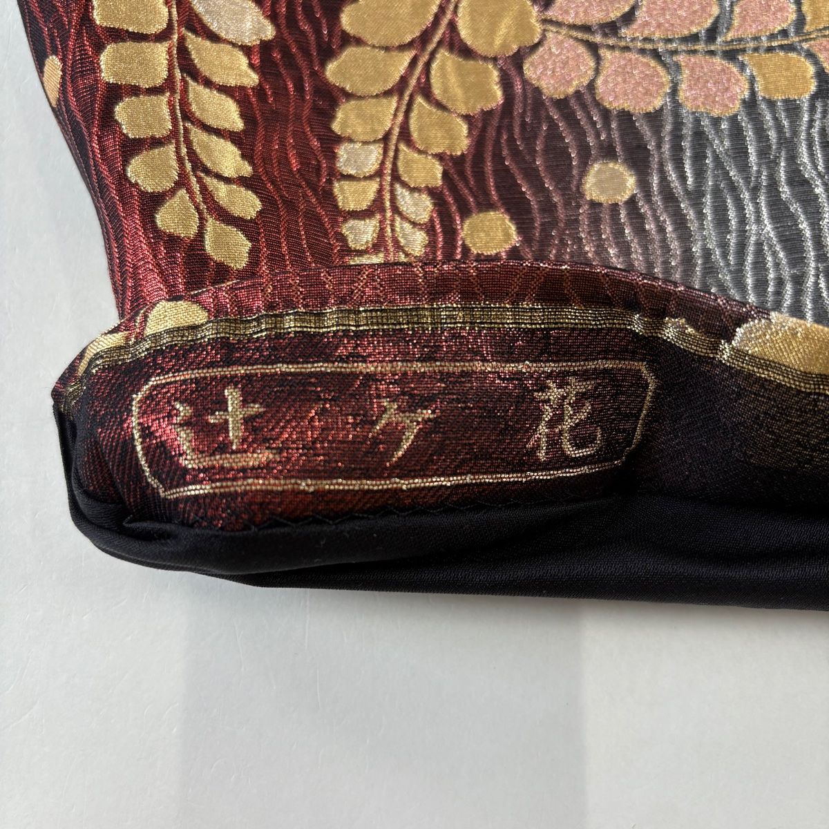美品】 袋帯 秀品 辻が花 金銀糸 箔 茜色 六通 正絹 【中古】 - メルカリ