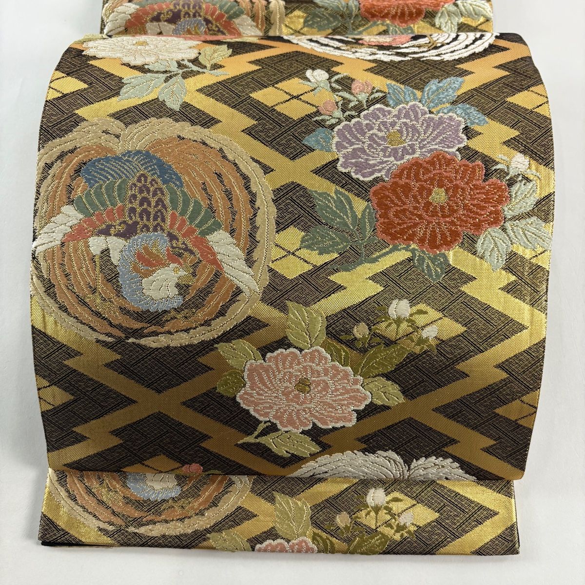 美品】 袋帯 秀品 鳳凰 牡丹 刺繍 箔 金色 六通 正絹 【中古】 - メルカリ