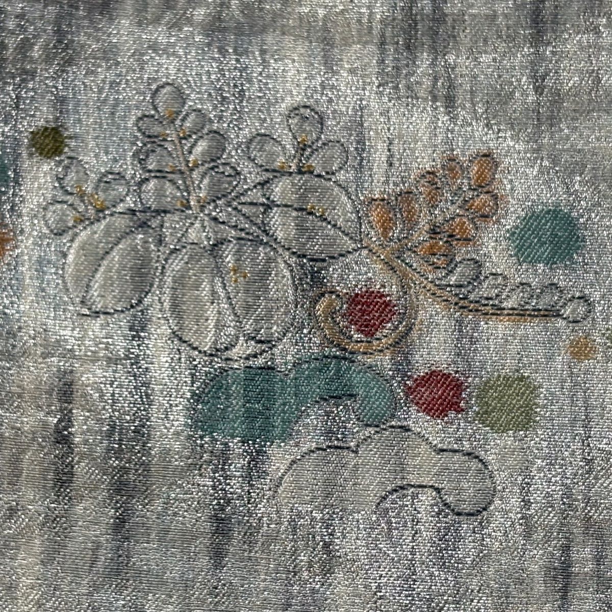 袋帯 秀品 関西仕立て 草花 花唐草 箔 銀糸 銀色 六通 正絹