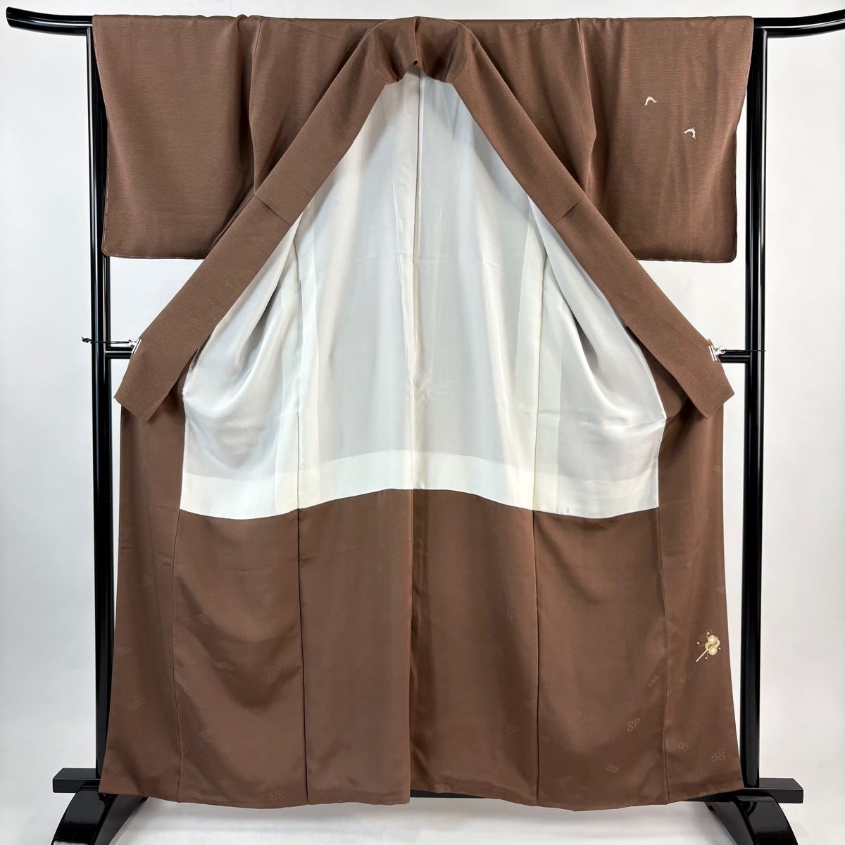  付下げ 身丈161 5 cm 裄丈65 M 袷 落款 鼓 笛 茶色 正絹 秀品 訪問着 付け下げ 着物