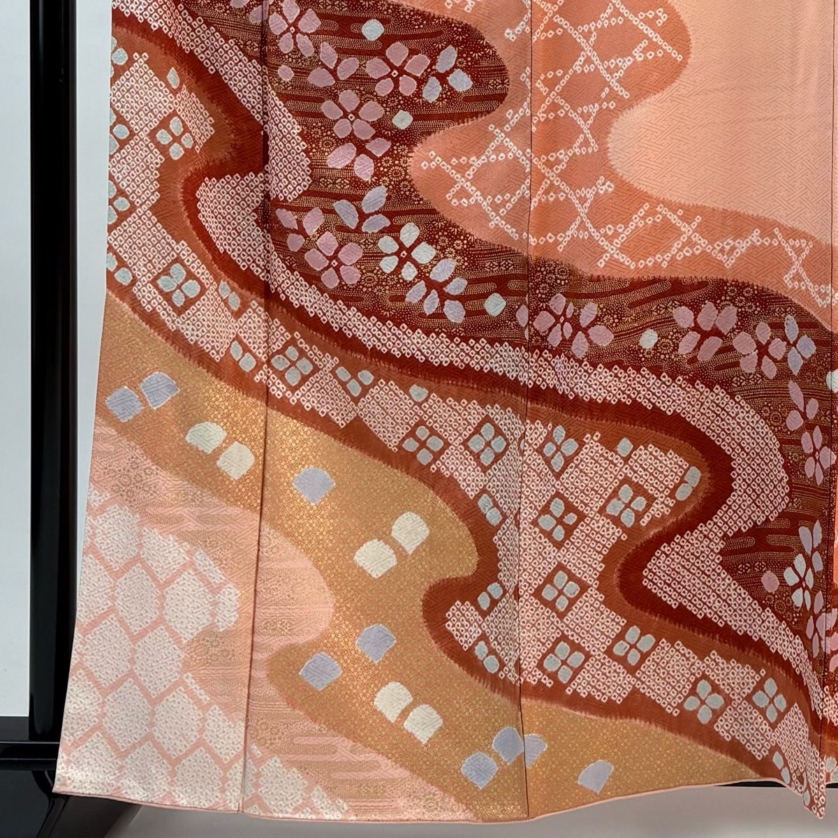 訪問着 身丈161.5 cm 裄丈66 M 袷 花 流水 金彩 染め分け ピンク 正絹 秀品