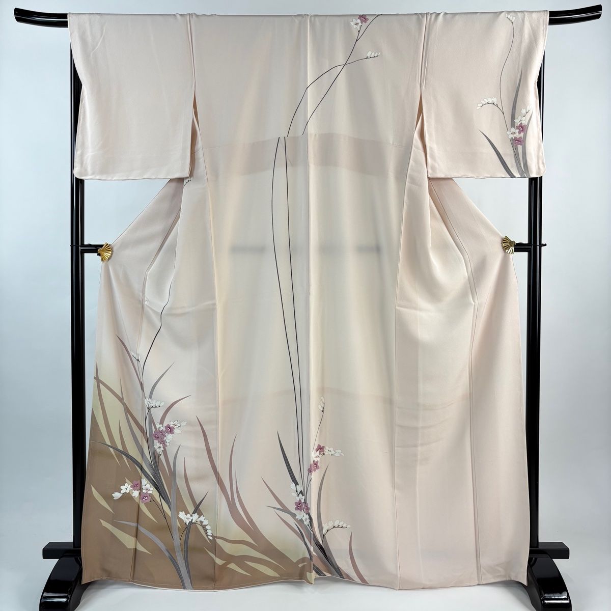 訪問着 身丈167 5 cm 裄丈68 L 袷 草花 霞 金彩 ぼかし 薄ピンク 正絹 秀品