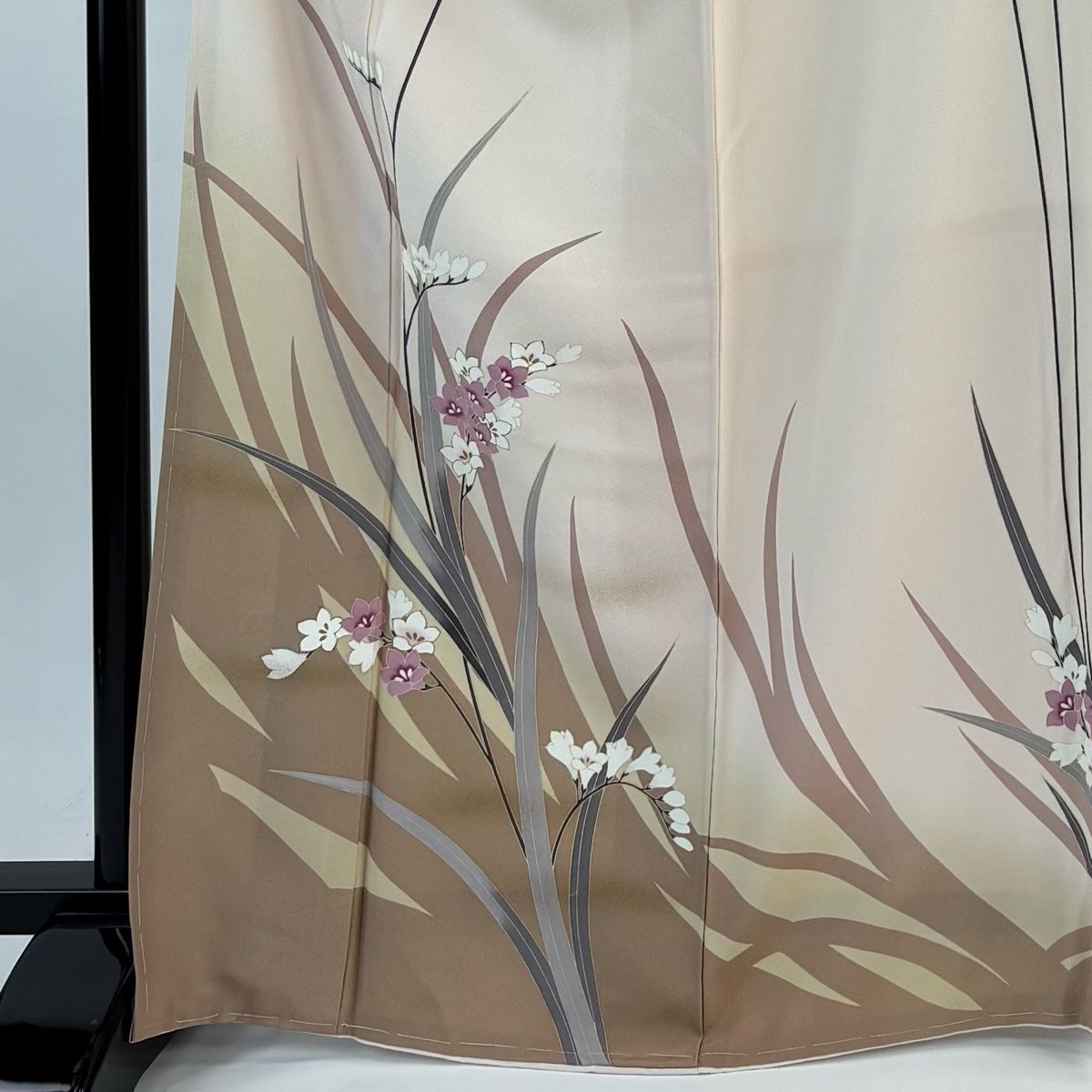 訪問着 身丈167.5 cm 裄丈68.5 L 袷 草花 霞 金彩 ぼかし 薄ピンク 正絹 秀品