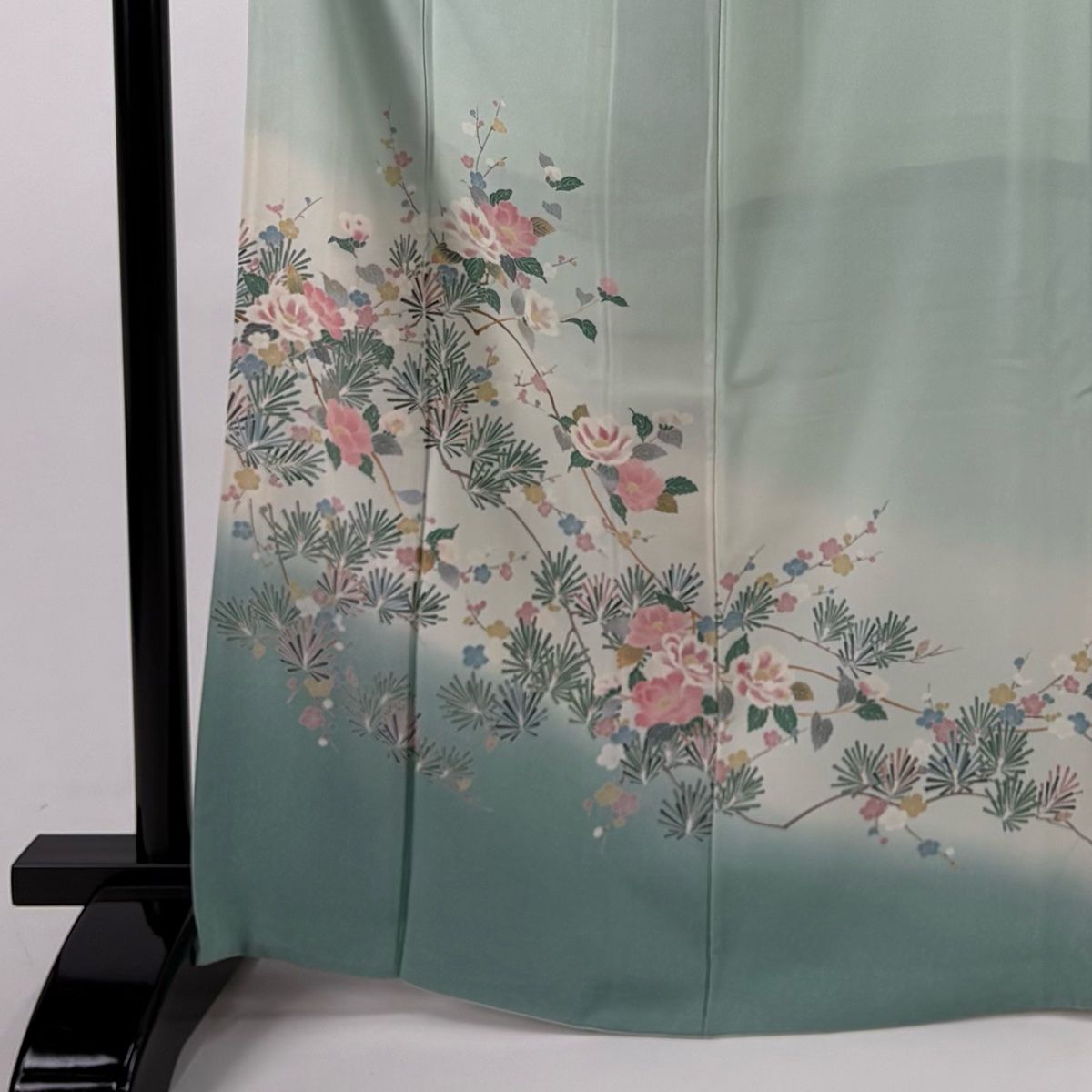 訪問着 身丈166 cm 裄丈68.5 L 袷 松梅 枝花 ぼかし 薄緑 正絹 秀品