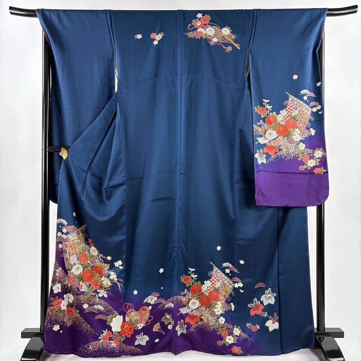 振袖 身丈167cm 裄丈69cm L 袷 几帳 草花 金彩 染め分け 紺色 正絹 秀