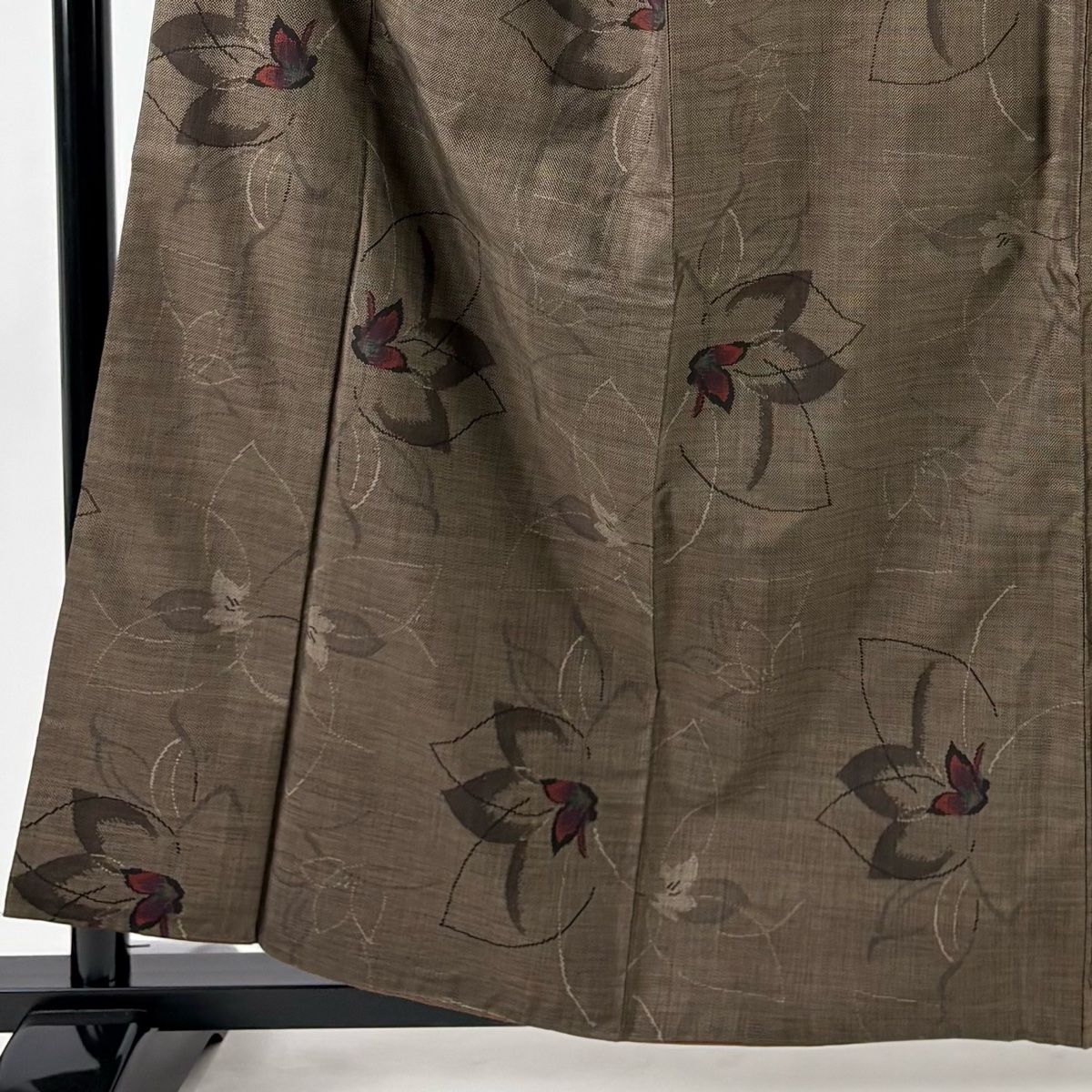 大島紬 身丈159 cm 裄丈64.5 M 袷 純泥染 証紙 花 焦茶色 正絹 秀品