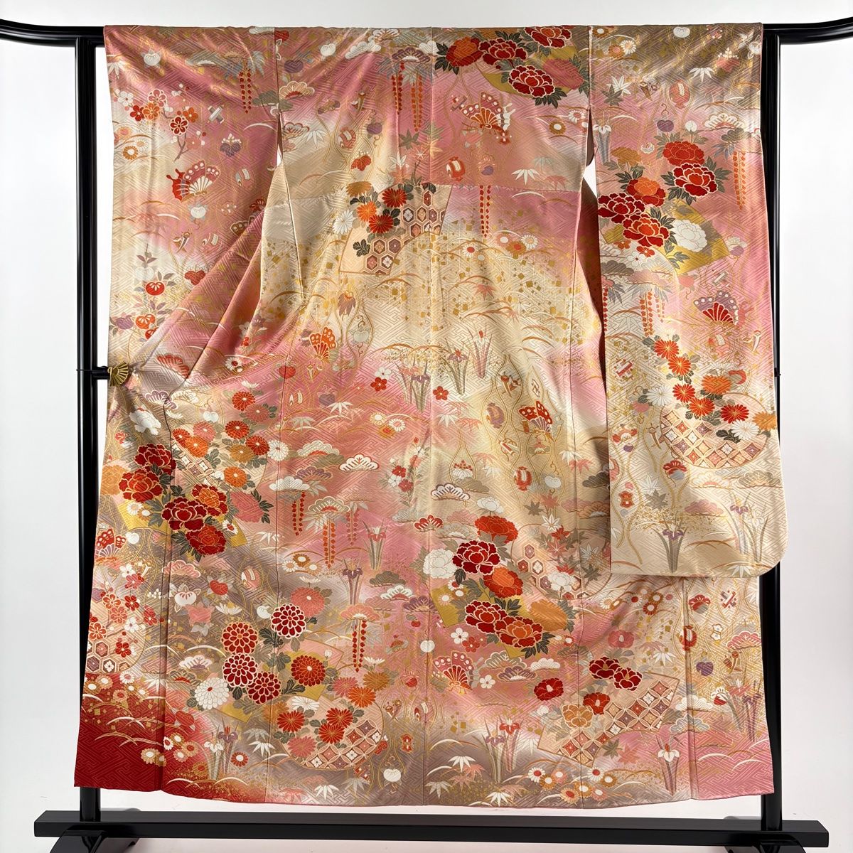 振袖 身丈153.5 cm 裄丈62 S 袷 扇面 草花 金糸 金彩 ピンク 正絹 秀品