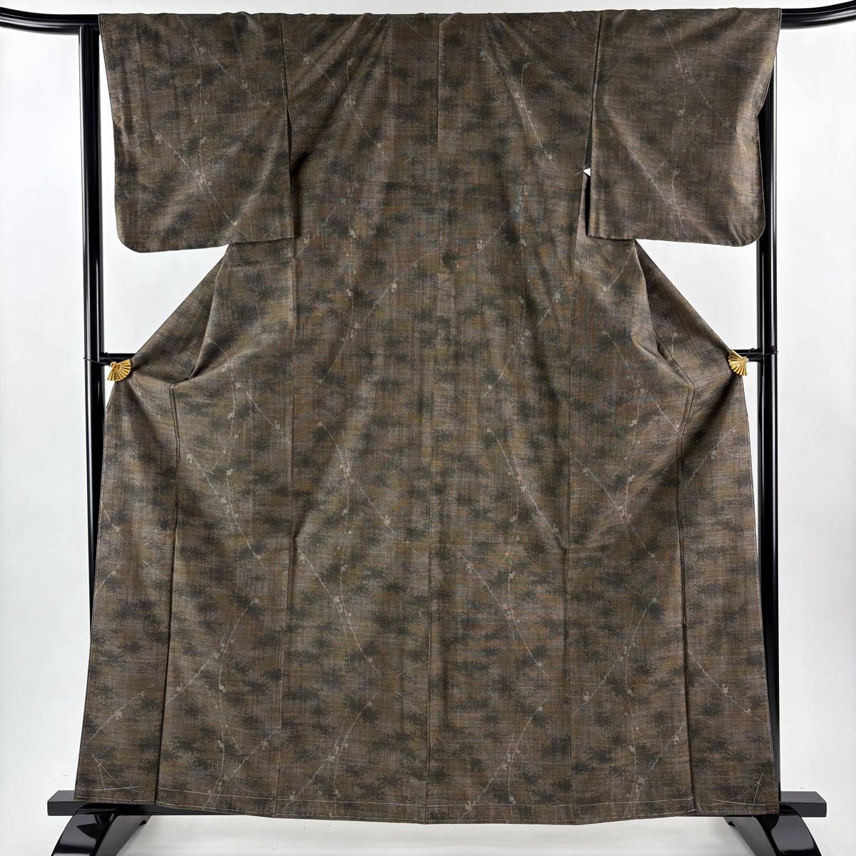紬 身丈163 cm 裄丈64.5 M 袷 ますいわ屋 枝葉 幾何学 灰茶 正絹 秀品