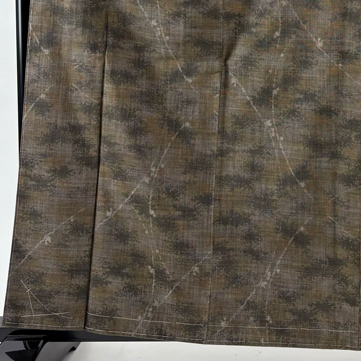紬 身丈163 cm 裄丈64.5 M 袷 ますいわ屋 枝葉 幾何学 灰茶 正絹 秀品