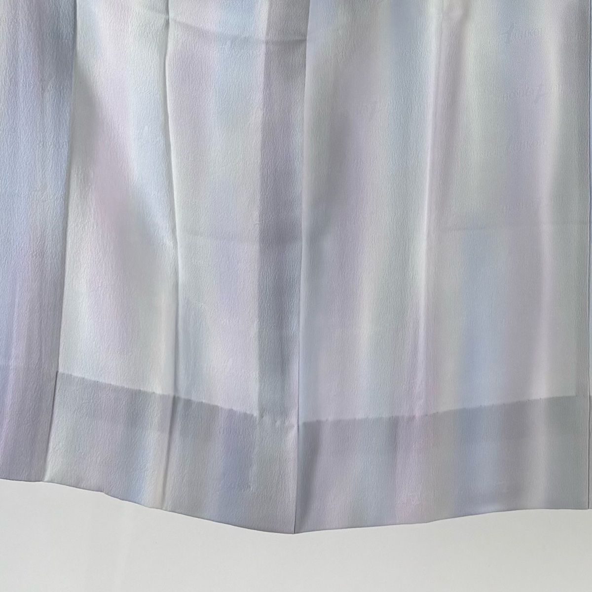 長襦袢 身丈129 cm 裄丈69 L よろけ縞 地紋 ぼかし 薄紫 正絹 秀品