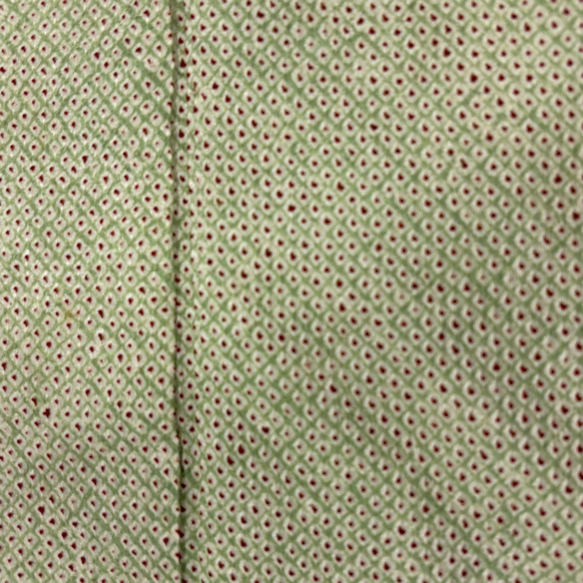 小紋 身丈157.5cm 裄丈62.5cm S 袷 幾何学 総絞り 黄緑色 正絹 秀品