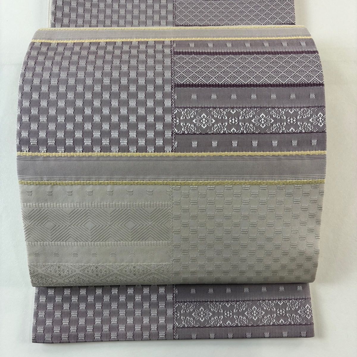 袋帯 変わり市松 華文 クリーム 六通 正絹