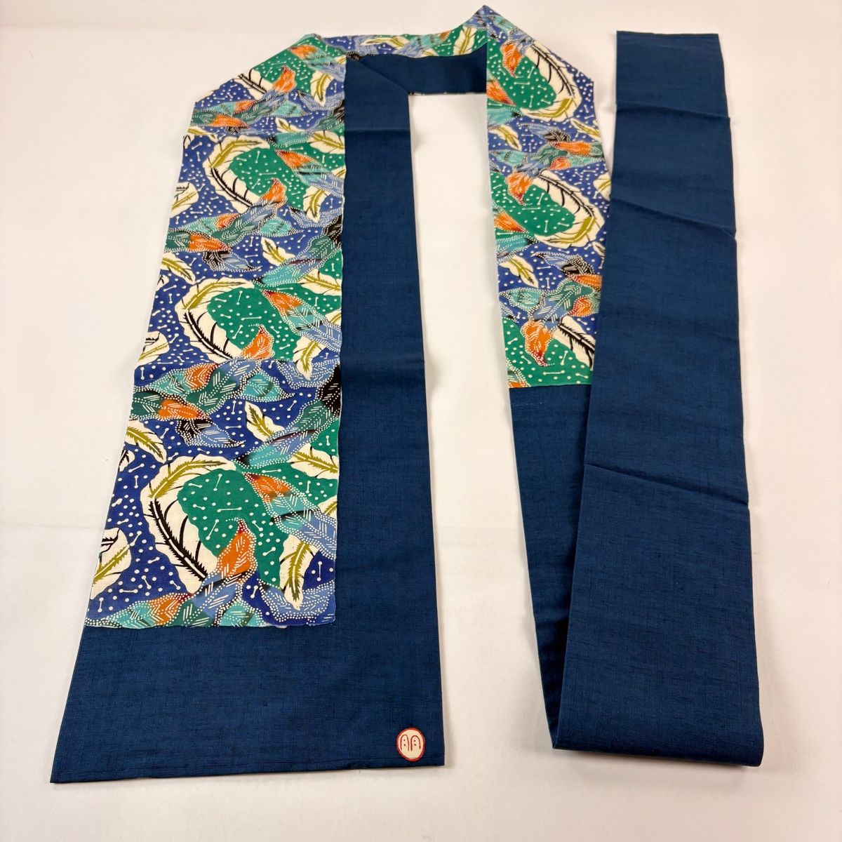 幾何学模様 紺色