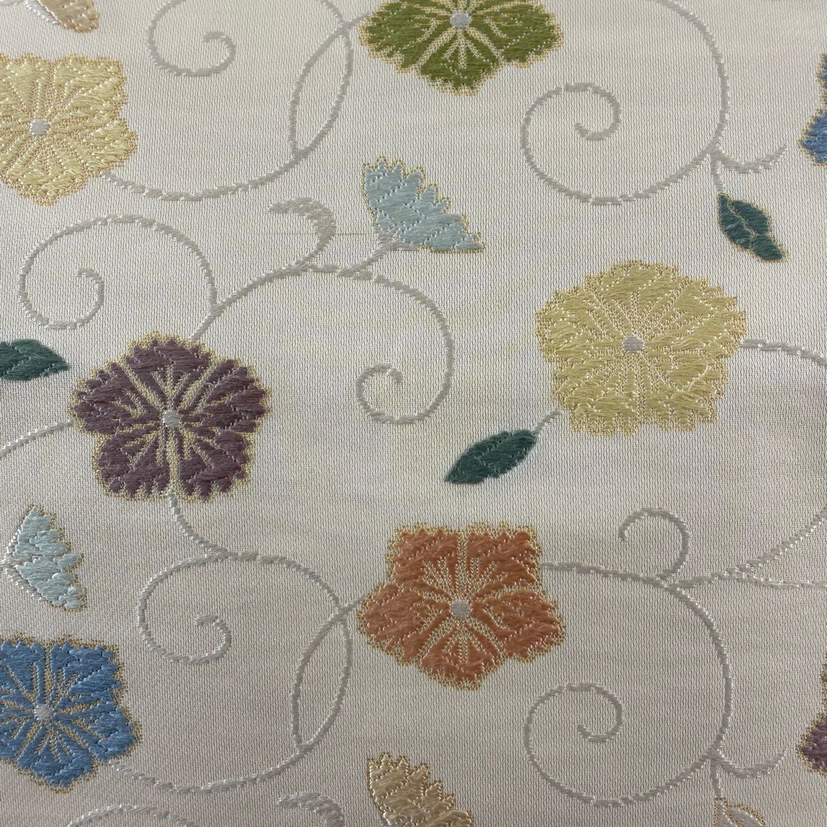 名古屋帯 花唐草 刺繍 箔 ピンクベージュ 正絹