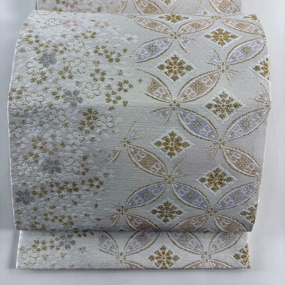 袋帯 やまと 七宝 桜 金銀糸 箔 灰白 六通 正絹