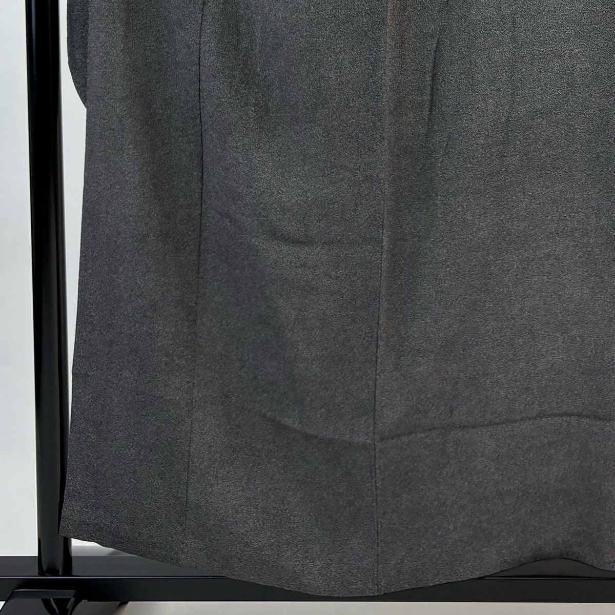 振袖 身丈154.5 cm 裄丈63 S 袷 落款 証紙 鮫 縮緬 黒灰 正絹 一つ紋