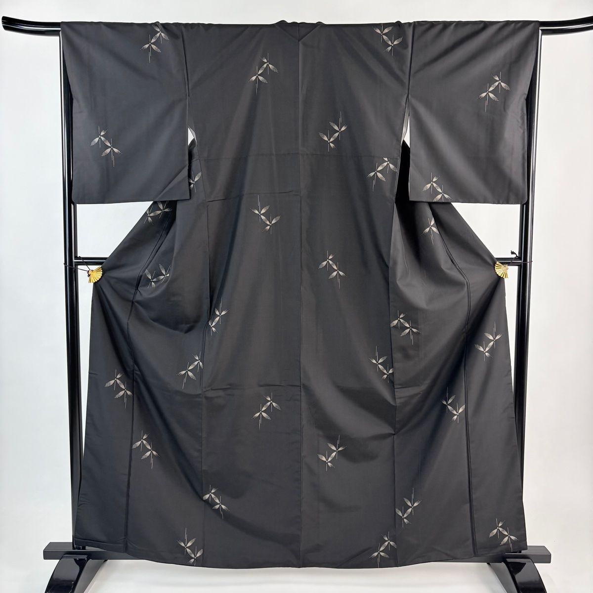 大島紬 身丈162 cm 裄丈65 5 M 袷 純泥染 証紙 葉 墨色 正絹