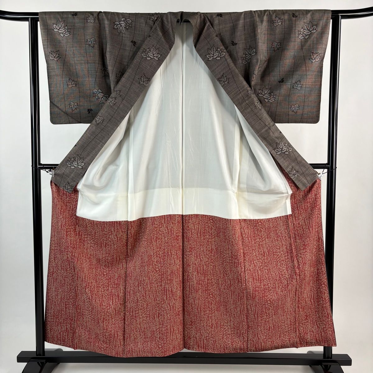  大島紬 身丈156 cm 裄丈62.5 S 袷 純泥染 証紙 葉 よろけ縞 焦茶色 正絹 紬 着物