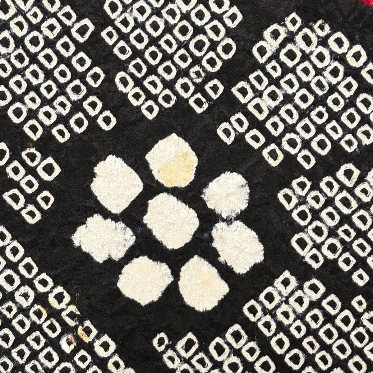  振袖 身丈165 cm 裄丈64.5 M 袷 御所車 花 絞り 刺繍 赤 正絹 振袖 着物