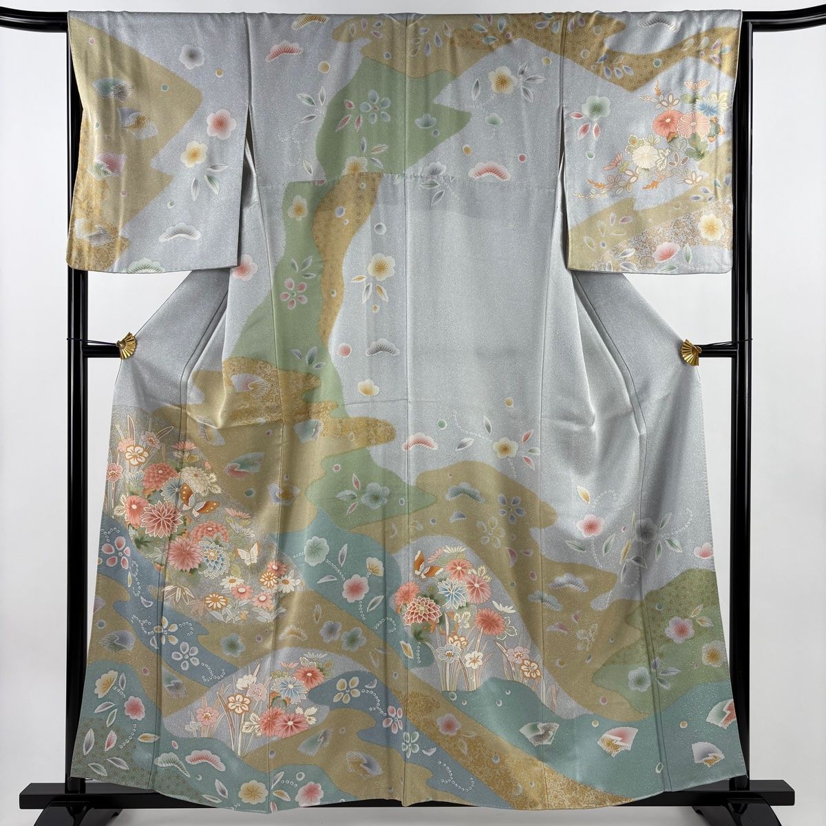 美品】 訪問着 身丈159cm 裄丈66cm M 袷 草花 蝶 金彩 灰色 正絹 名品