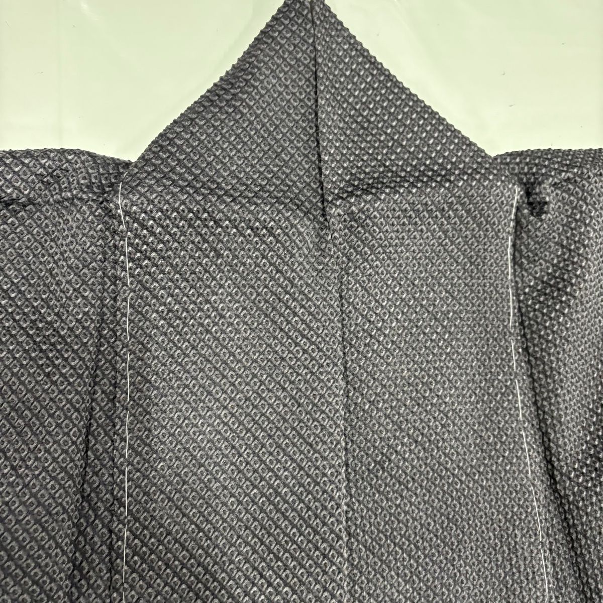  小紋 身丈151 cm 裄丈63 S 袷 幾何学模様 絞り 墨色 正絹 小紋 着物