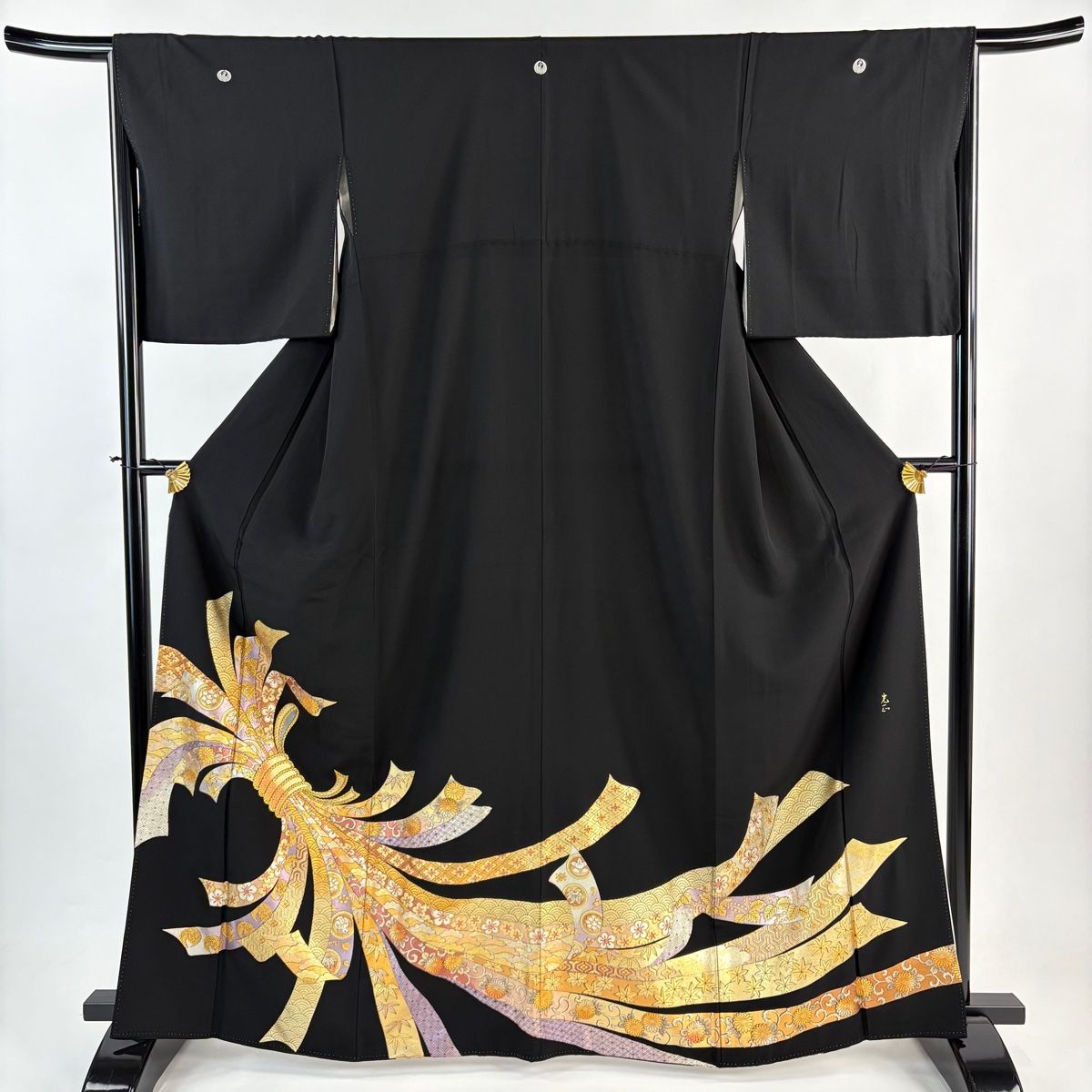 黒留袖 身丈164.5 cm 裄丈65 M 袷 和田光正 落款 束ね熨斗 松竹梅 金銀彩 黒 正絹