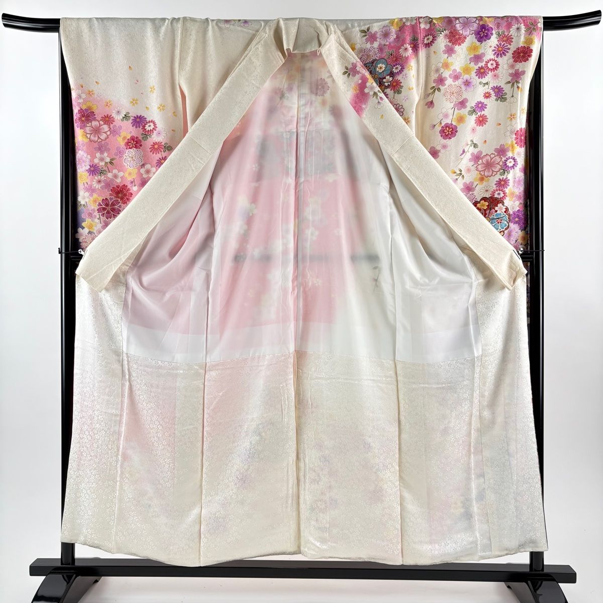  振袖 身丈156.5 cm 裄丈66 M 袷 梅 桜 金糸 金彩 クリーム 正絹 振袖 着物