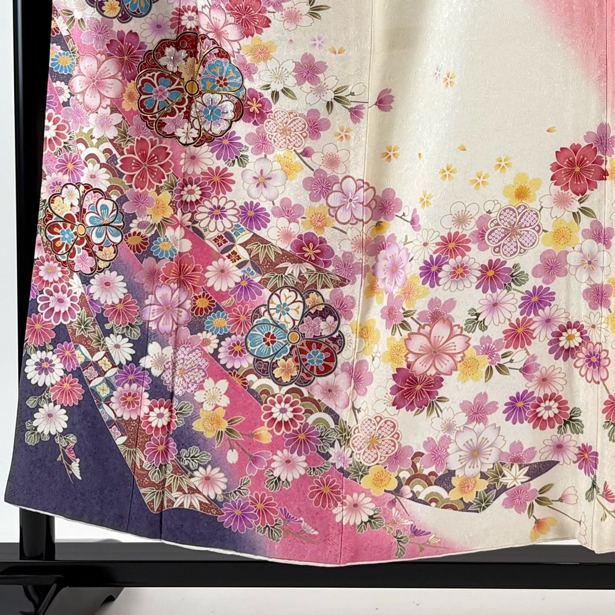 振袖 身丈156.5 cm 裄丈66 M 袷 梅 桜 金糸 金彩 クリーム 正絹