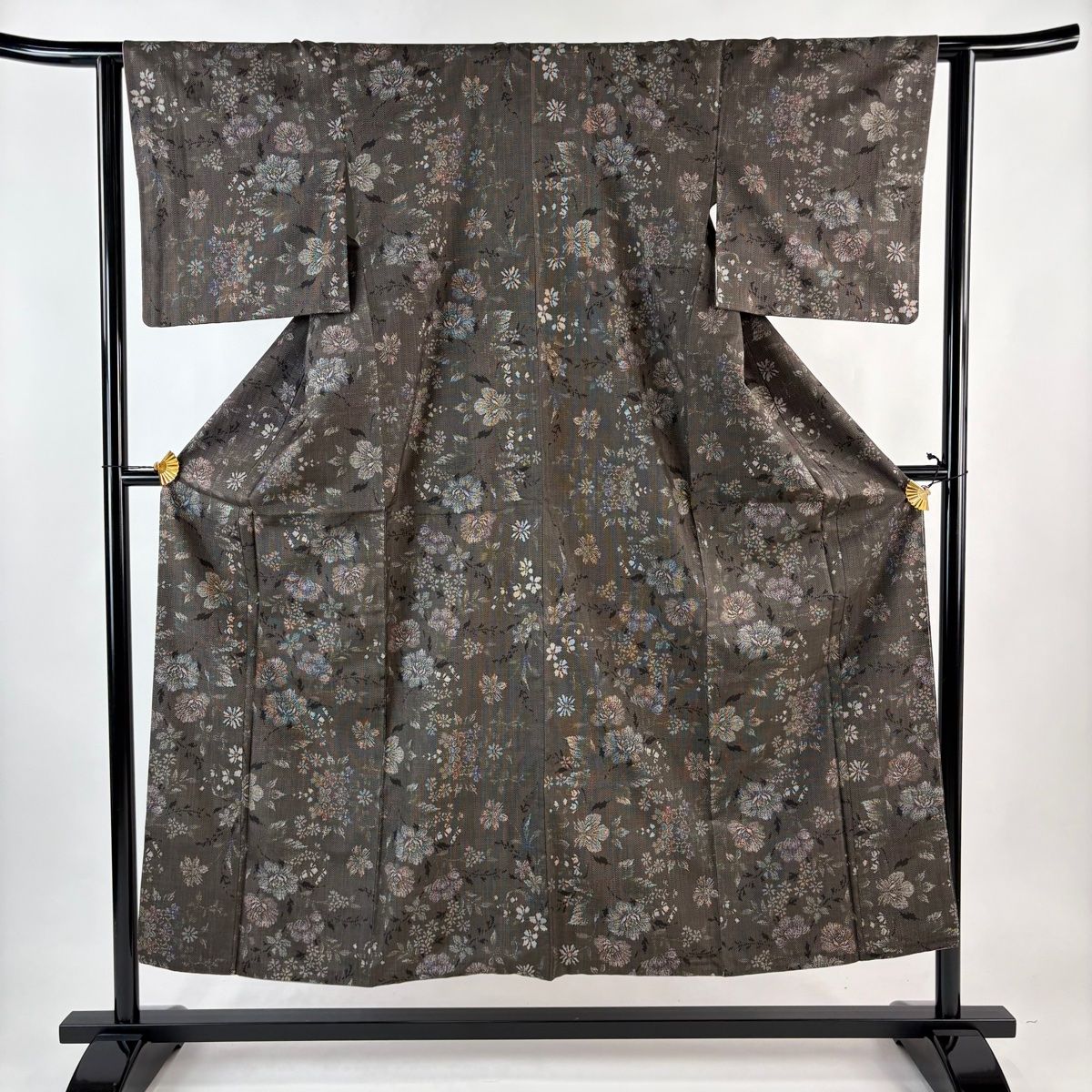 紬 身丈151 cm 裄丈62 5 S 袷 草花 焦茶色 正絹