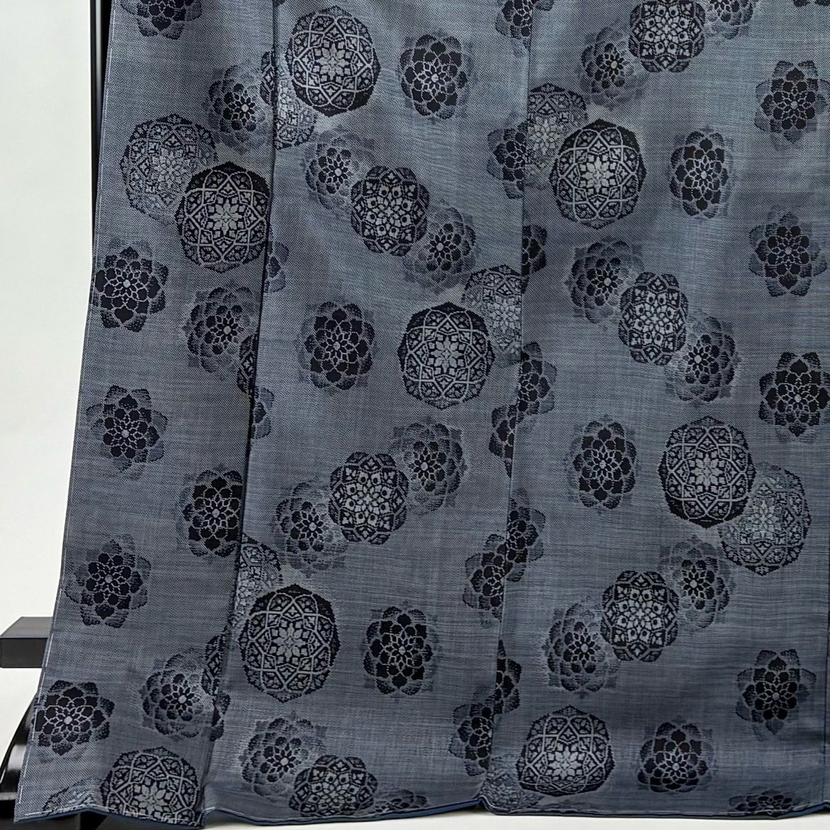 紬 身丈180 cm 裄丈70.5 L 袷 華文 花 紺色 正絹