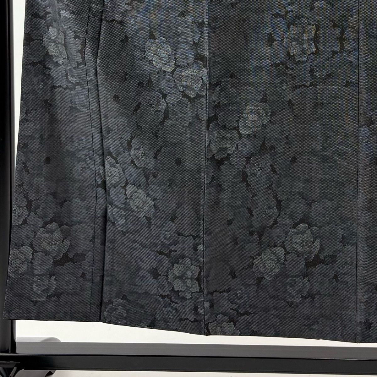 大島紬 身丈155.5 cm 裄丈63.5 S 袷 都喜ヱ門 純泥染 証紙 花柄 墨色 正絹