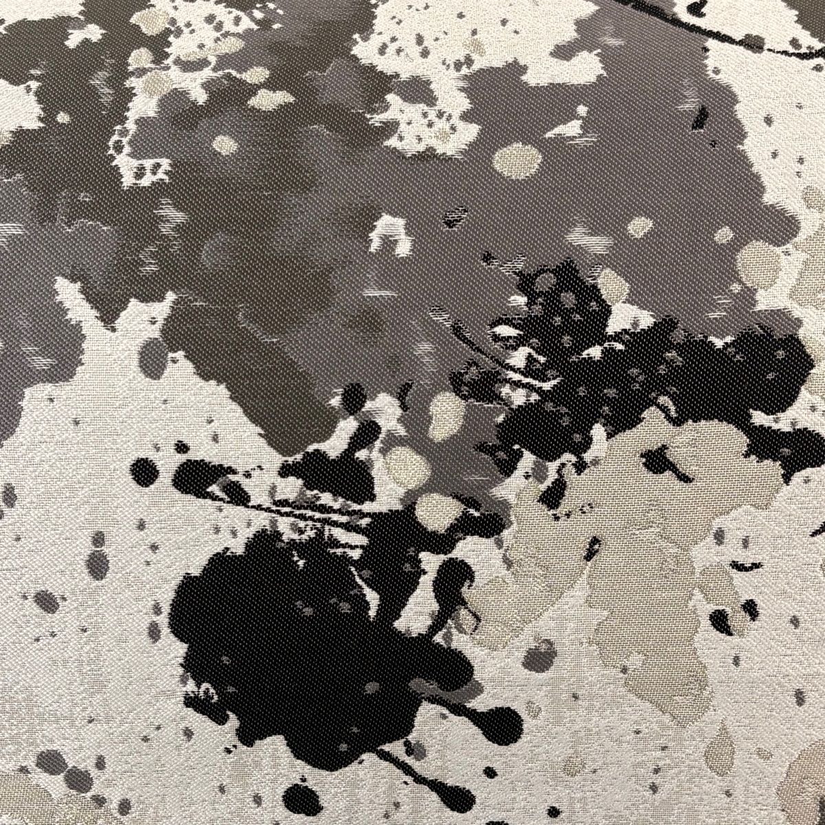 美品】 袋帯 逸品 斉藤上太郎 落款 幾何学模様 銀糸 灰色 六通 正絹