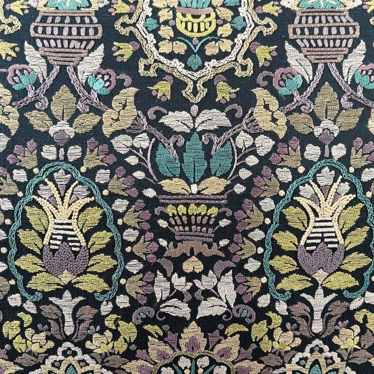 美品】 袋帯 逸品 草花 幾何学模様 刺繍 相良刺繍 青緑 六通 正絹