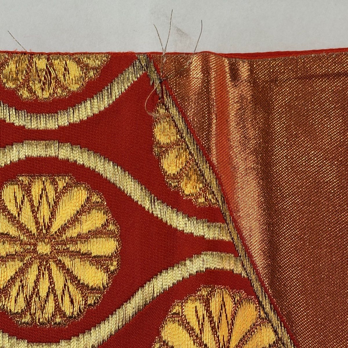 袋帯 逸品 河合美術織物 落款 関西仕立て 糸巻き 枝垂れ桜 唐織 箔