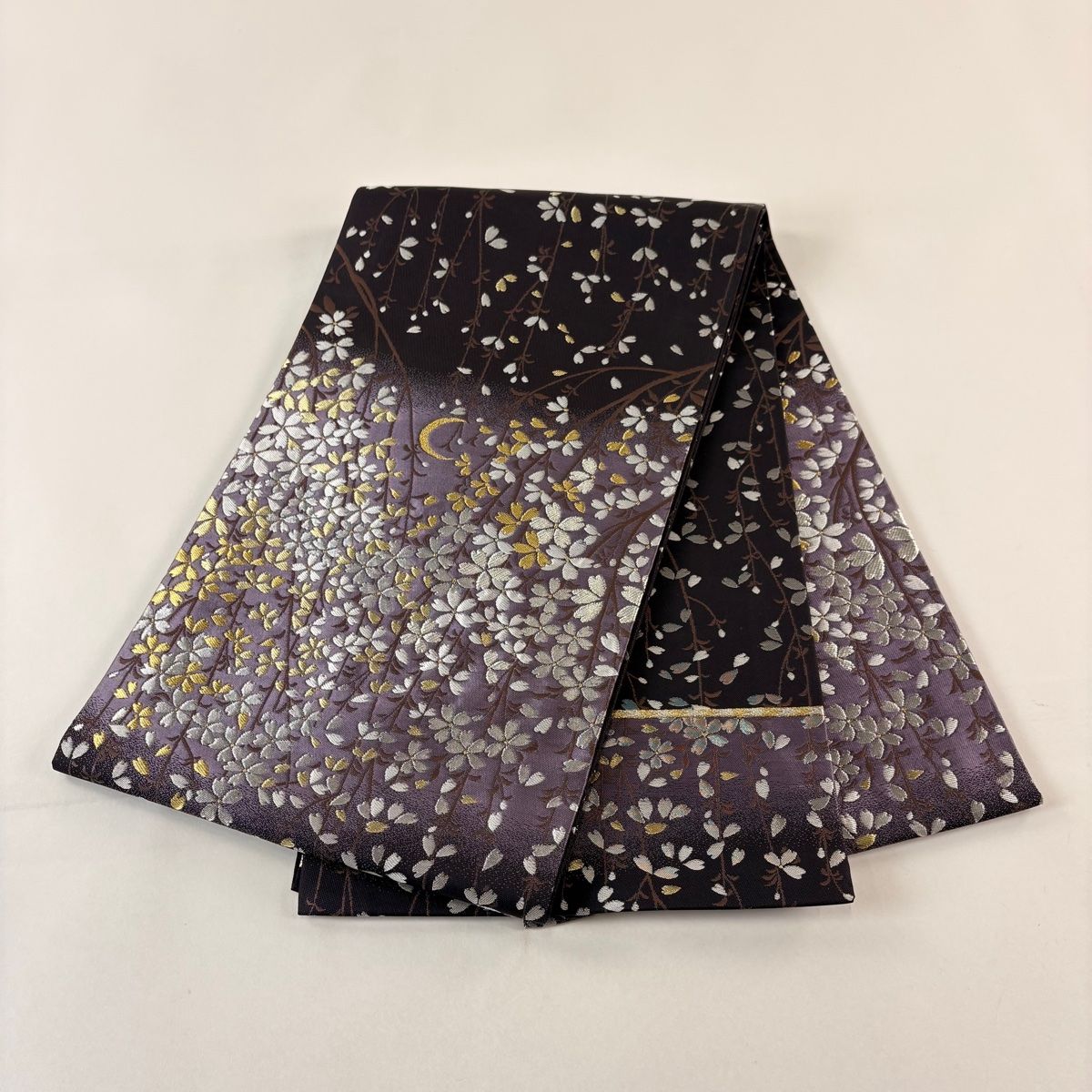 美品】 袋帯 逸品 誉田屋源兵衛 落款 枝垂れ桜 三日月 金銀糸 濃紫