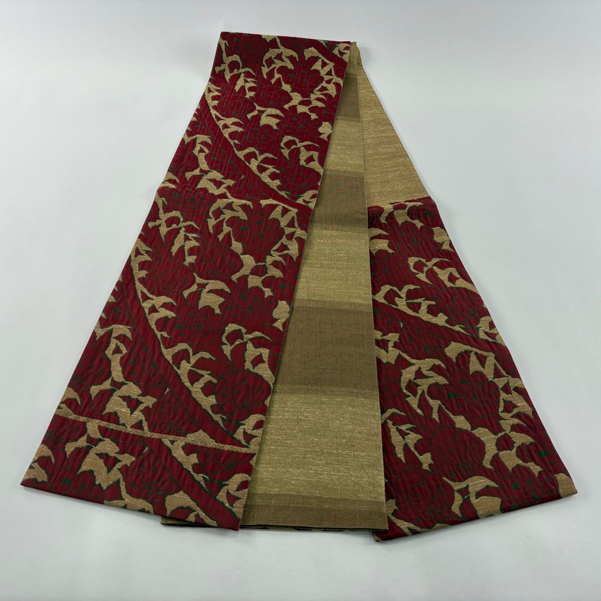 美品】 袋帯 逸品 桝屋高尾 落款 金唐捻金 陶片の華 金糸 薄黄土色 六