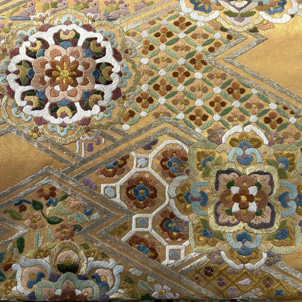 袋帯 華文 松川菱 金銀糸 刺繍 金茶 六通 正絹