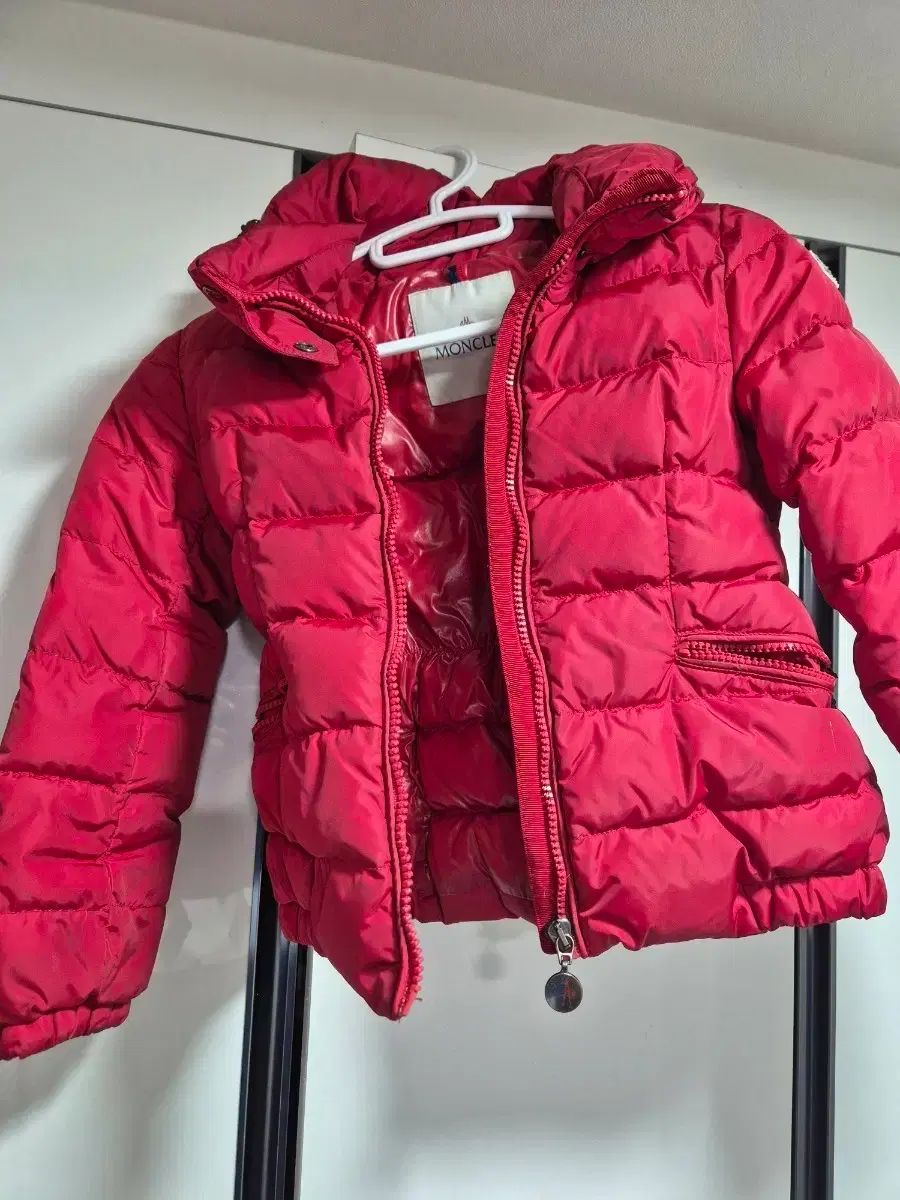 MONCLER モンクレール キッズ レッド ダウン アウター 【公式通販】