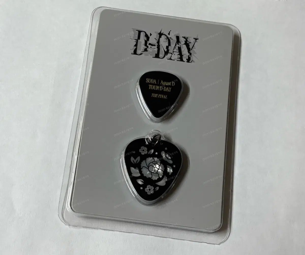 BTS シュガ D-DAY FINAL コンサート ギターピックセット - メルカリ