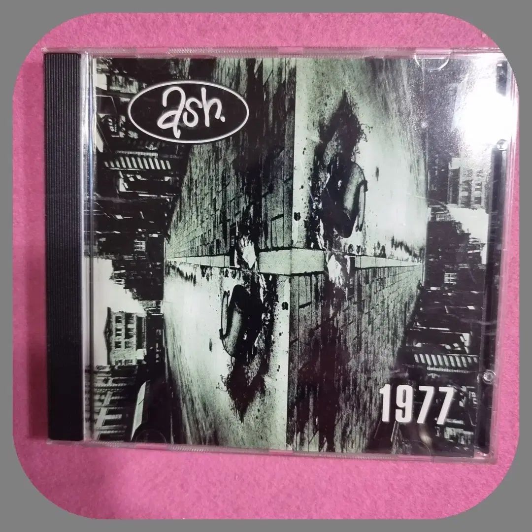 ASH 1977 CD NM デビューアルバム 輸入初版 - メルカリ