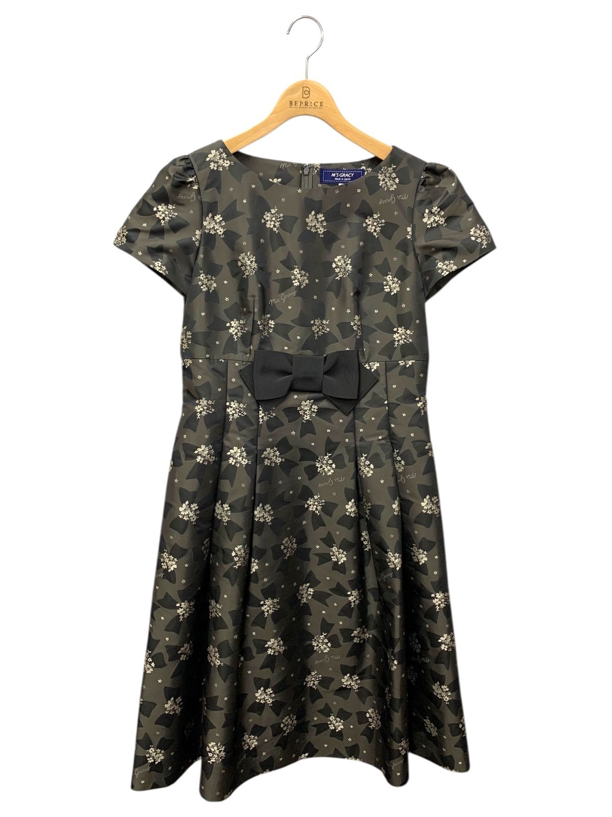 エムズグレイシー 小花付きリボンモチーフジャガードドレス 211503 ワンピース 40 グレー