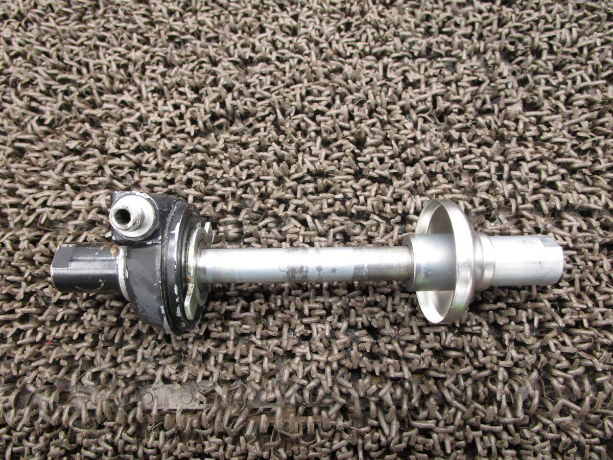 400 SS フロントアクスルシャフト メーターギア A 8617 S 3 F カワサキ E キャブ車 マッハ